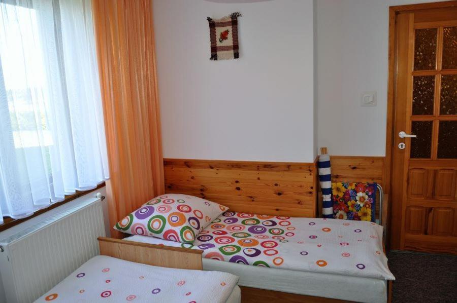 Jantar Hotel Ostrowo  Buitenkant foto