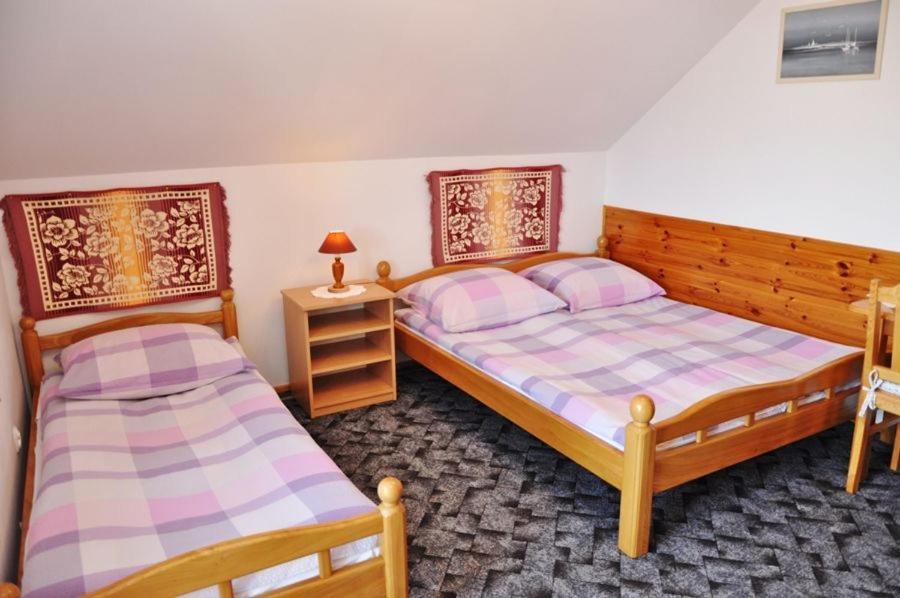 Jantar Hotel Ostrowo  Buitenkant foto