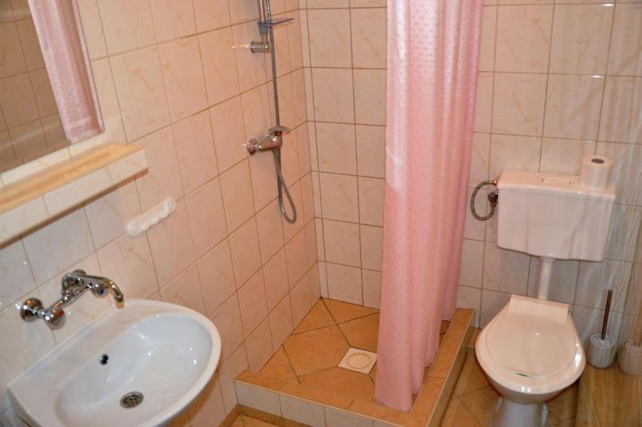 Jantar Hotel Ostrowo  Buitenkant foto