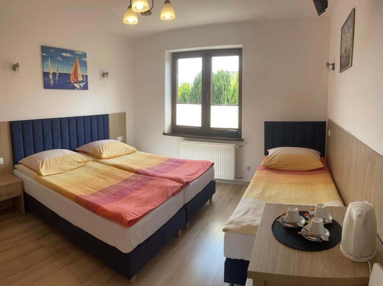 Jantar Hotel Ostrowo  Buitenkant foto