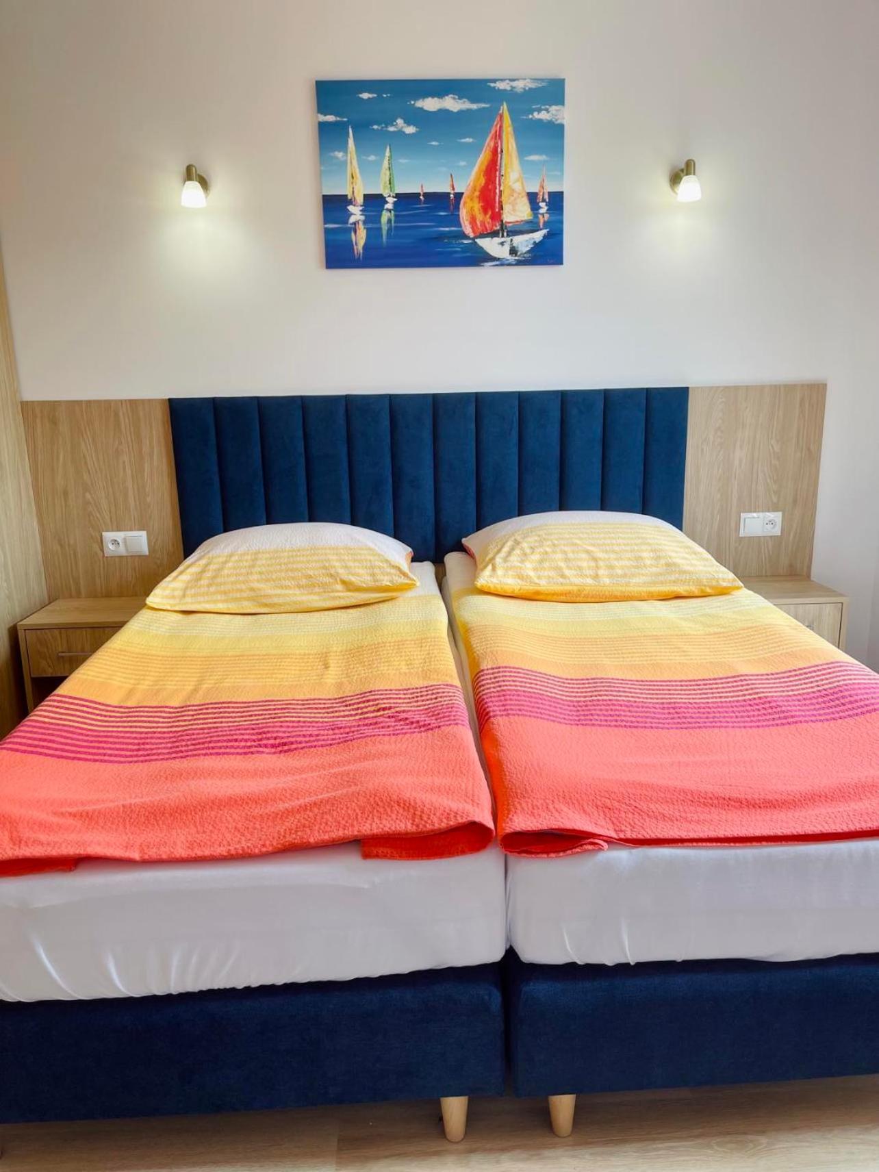 Jantar Hotel Ostrowo  Buitenkant foto